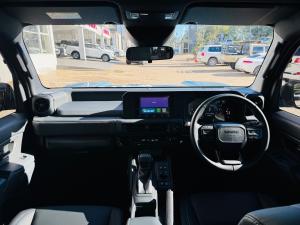 Toyota Land Cruiser FJ 2.7 4x4 VX - Image 6
