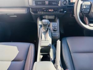 Toyota Land Cruiser FJ 2.7 4x4 VX - Image 12