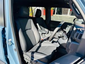 Toyota Land Cruiser FJ 2.7 4x4 VX - Image 16