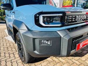 Toyota Land Cruiser FJ 2.7 4x4 VX - Image 23