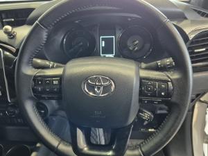 Toyota Hilux 2.8 GD-6 RB Legend 4X4 automaticD/C - Image 8