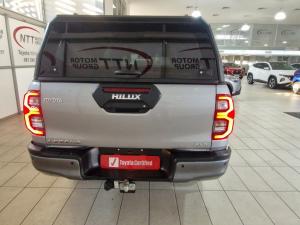 Toyota Hilux 2.8 GD-6 RB Legend 4X4 automaticD/C - Image 5