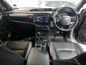Toyota Hilux 2.8 GD-6 RB Legend 4X4 automaticD/C - Image 6