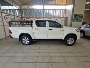 Toyota Hilux 2.4 GD-6 SRX 4X4 automaticD/C - Image 3