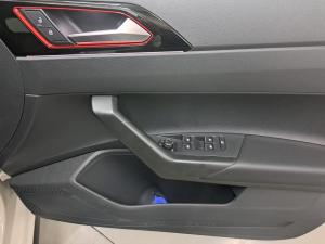 Volkswagen Polo 2.0 GTI DSG - Image 12