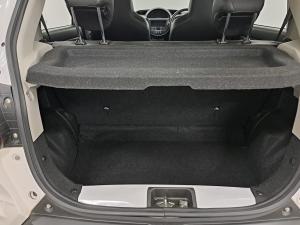 Suzuki S-PRESSO 1.0 GL AMT - Image 15