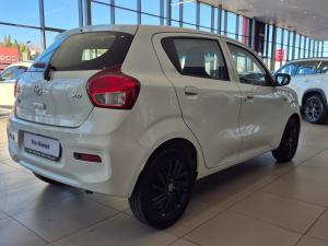 Toyota Vitz 1.0 XR AMT - Image 2