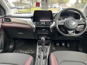 Toyota Starlet Cross 1.5XR - Image 6