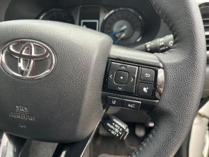 Toyota Hilux 2.8 GD-6 RB Legend RS 4X4 automaticD/C - Image 10