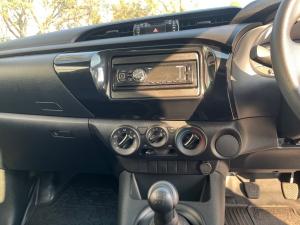 Toyota Hilux 2.0 VvtiP/U Single Cab - Image 13