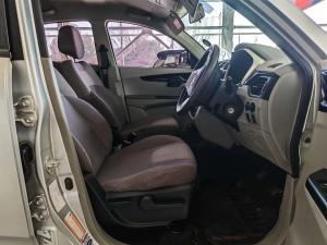 Mahindra KUV 100 1.2TD K8 - Image 20