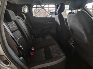 Nissan Magnite 1.0 Visia - Image 18