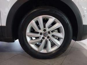 Volkswagen T-CROSS 1.0 TSI Comfortline DSG - Image 11
