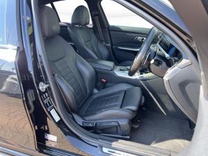 BMW 3 Series 330is Edition - Image 14