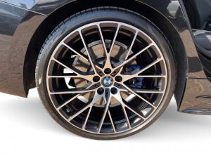 BMW 3 Series 330is Edition - Image 16