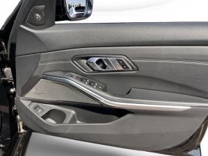 BMW 3 Series 330is Edition - Image 19