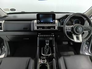 Mitsubishi Triton 2.4DI-D double cab 4x4 auto - Image 11
