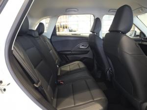 MG ZS Pro 1.5T Comfort - Image 2