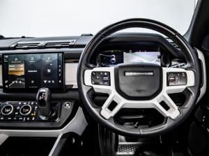Land Rover Defender 110 D250 X-Dynamic SE - Image 18