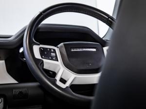 Land Rover Defender 110 D250 X-Dynamic SE - Image 20