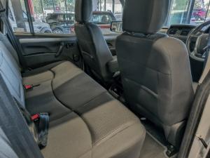Mahindra Pik Up 2.2CRDe double cab S6 manual - Image 6