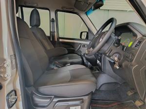 Mahindra Pik Up 2.2CRDe double cab S6 manual - Image 9