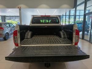 Nissan Navara 2.5DDTi double cab SE Plus manual - Image 5