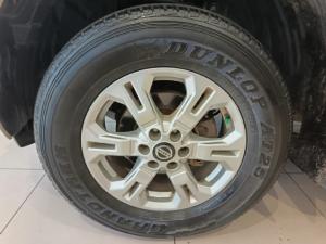 Nissan Navara 2.5DDTi double cab SE Plus manual - Image 6