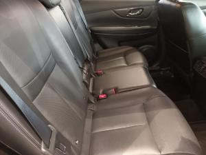 Nissan X-Trail 2.5 4x4 Tekna - Image 7