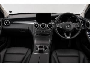 Mercedes-Benz C-Class C200 AMG Line auto - Image 6