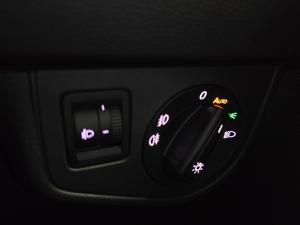 Volkswagen Polo hatch 1.0TSI Life manual - Image 6