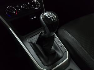 Volkswagen Polo hatch 1.0TSI Life manual - Image 7