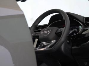 Audi Q3 35TDI Black Edition - Image 23