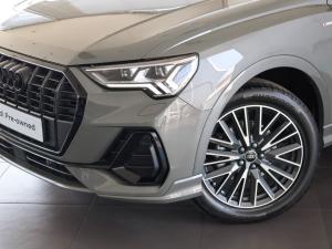 Audi Q3 35TDI Black Edition - Image 2
