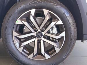Haval H7 2.0T 4WD Super Luxury Black Edition - Image 9