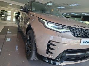 Land Rover Discovery D300 R-Dynamic SE - Image 4