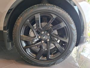 Land Rover Discovery D300 R-Dynamic SE - Image 5