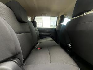 Suzuki Ertiga 1.5 GA - Image 28