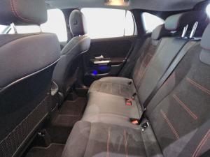 Mercedes-Benz GLA GLA200d Progressive - Image 15