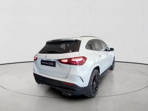 Mercedes-Benz GLA GLA200d Progressive - Image 7