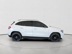 Mercedes-Benz GLA GLA200d Progressive - Image 8