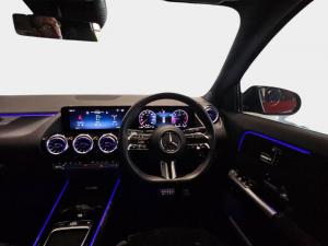 Mercedes-Benz GLA GLA200 Progressive - Image 12