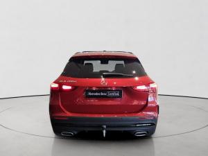 Mercedes-Benz GLA GLA200 Progressive - Image 6