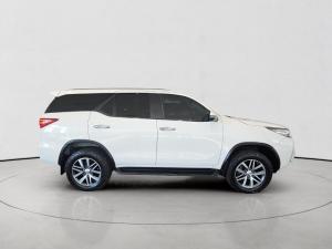 Toyota Fortuner 2.8GD-6 4x4 auto - Image 4