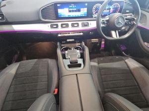 Mercedes-Benz GLE GLE300d 4Matic - Image 12