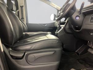 Hyundai Staria 2.2D Multicab automatic - Image 12