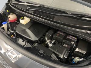 Hyundai Staria 2.2D Multicab automatic - Image 17