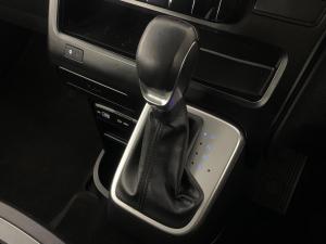 Hyundai Staria 2.2D Multicab automatic - Image 6
