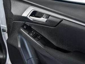 Isuzu D-Max 1.9TD Extended cab LS auto - Image 17
