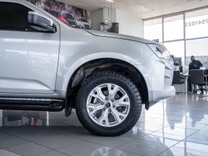 Isuzu D-Max 1.9TD Extended cab LS auto - Image 9